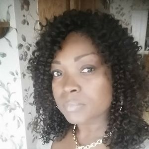 Meet your Posher, Joanann